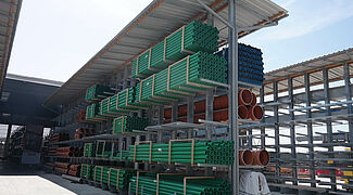 cantilever racking system with roof